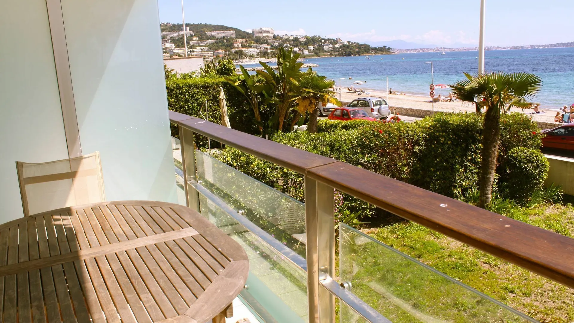 Cannes Bai